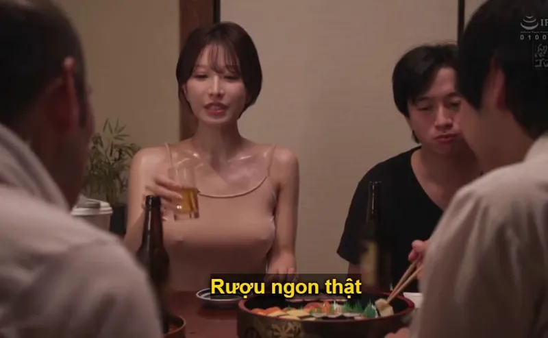 Cô vợ gạ xxx cả gia đình người chồng vì người chồng dẫn về quê rồi bỏ bê dâm đãng sml